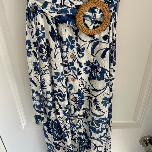 Zara Navy and White Floral Button-Up Dress - NWT - Picture 3 of 4